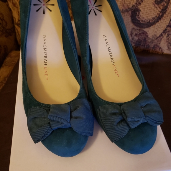 ‼️SOLD‼️⭐NIB⭐ Isaac Mizrahi Live! Suede Wedge 6.5 - Picture 3 of 10